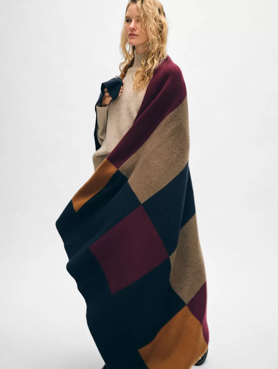 White + Warren Lounge-cashmere blanket